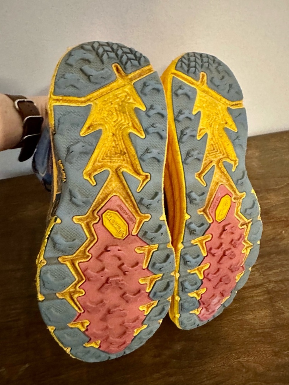 Hoka W Speedgoat Mid 2 GTX Shoes Provincial Blue/Saffron Size 6.5 - Picture 4 of 7